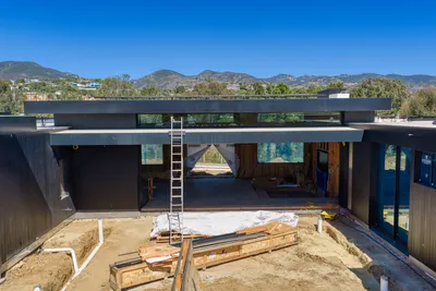 6642 Zumirez Drive, Malibu, CA