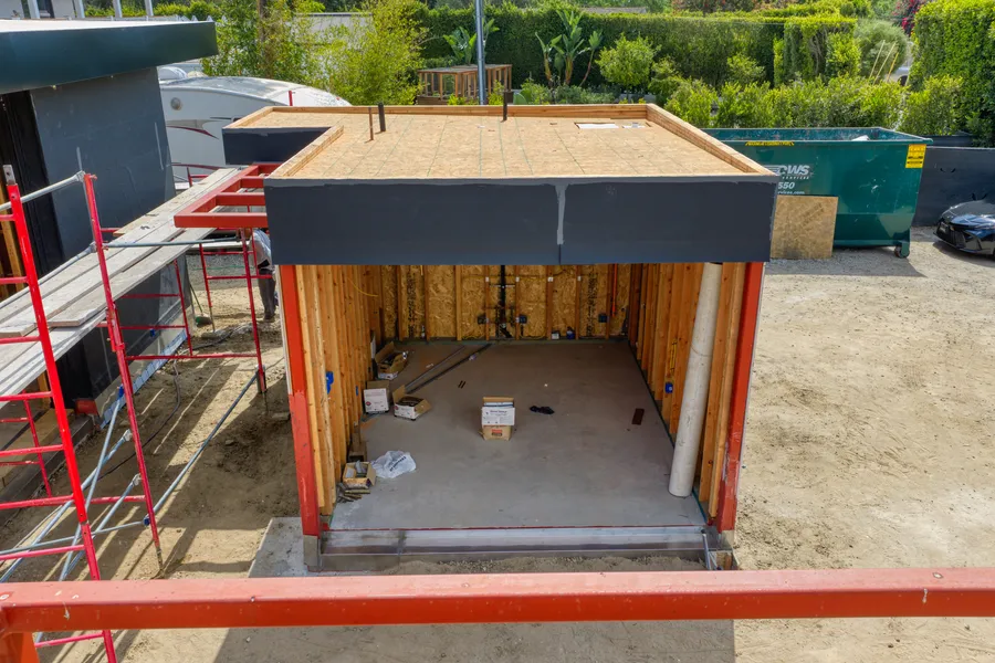 6642 Zumirez Drive, Malibu, CA