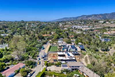 6642 Zumirez Drive, Malibu, CA
